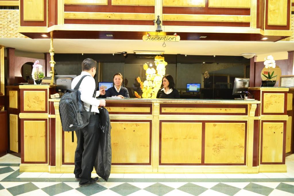 Basmacioglu Hotel Isparta Exterior photo